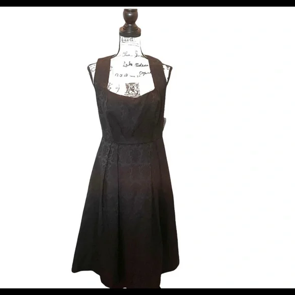 New York and Co. Eva Mendes Dress - Picture 3 of 6